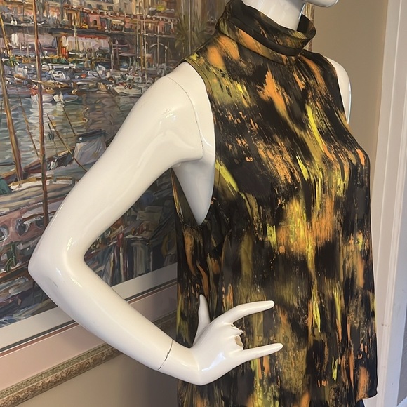 HIGH NECK SLEEVELESS TOP - Picture 4 of 7